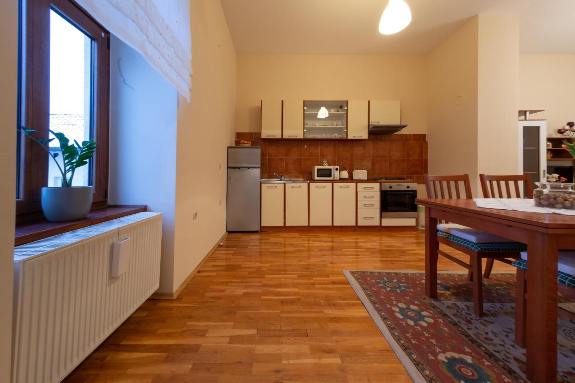 אוטוצאץ Apartments Paradiso חדר תמונה